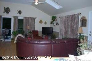 16 Oak St