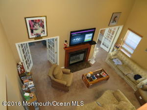 78 Honeysuckle Dr