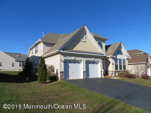 78 Honeysuckle Dr