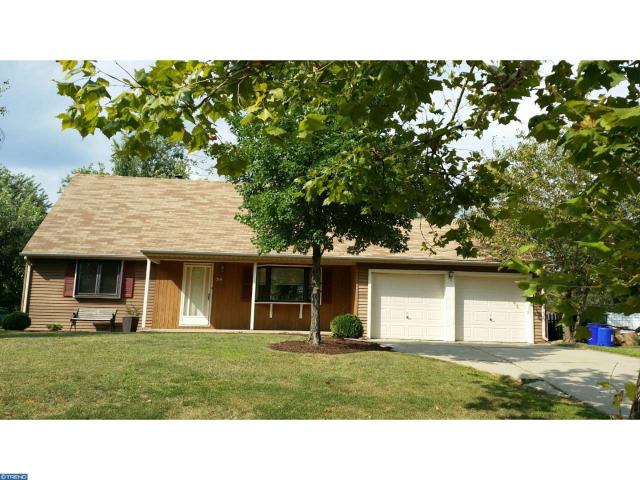 28 Hawk Ln