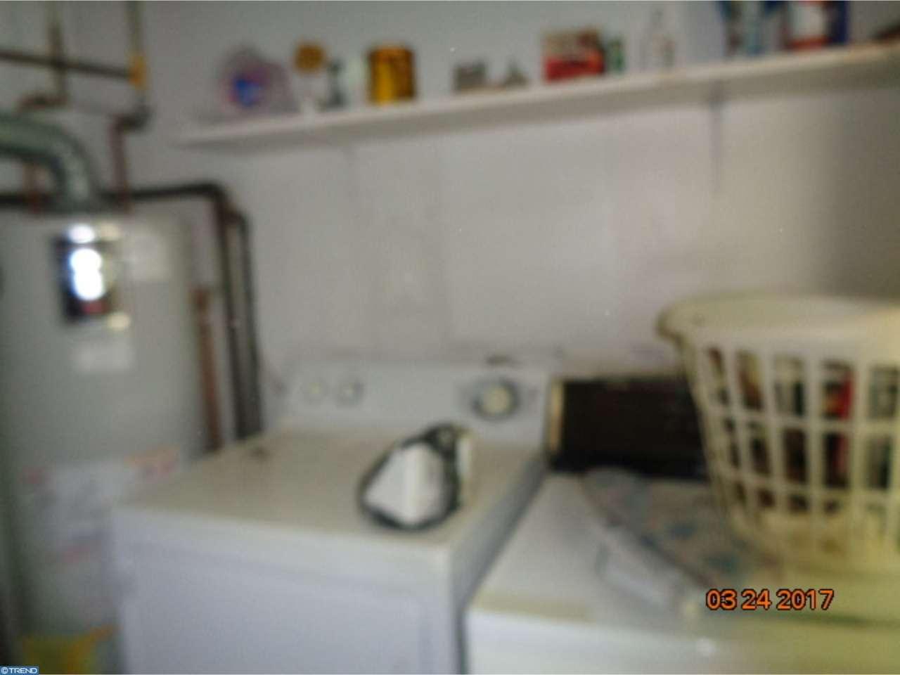 8 Woodlake Dr