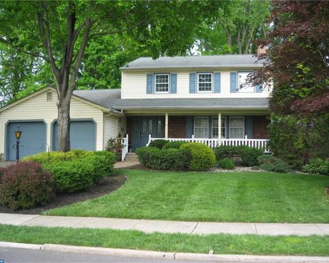 38 Charter Oak Ln