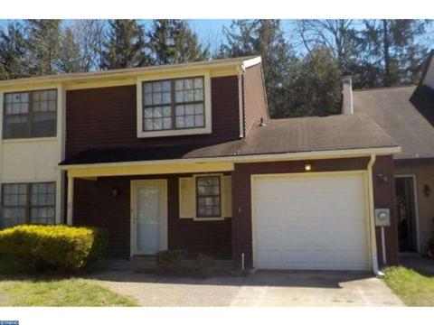 38 Charter Oak Ln