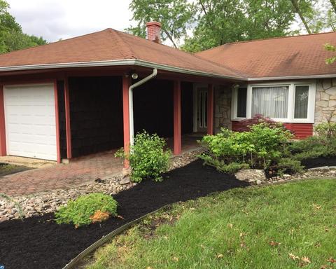 38 Charter Oak Ln