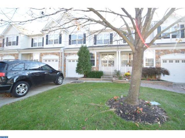 37 Weaver Dr