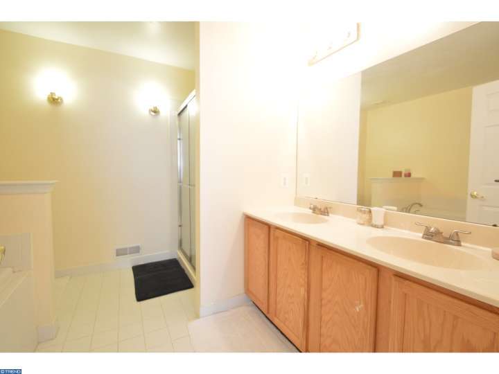 37 Weaver Dr