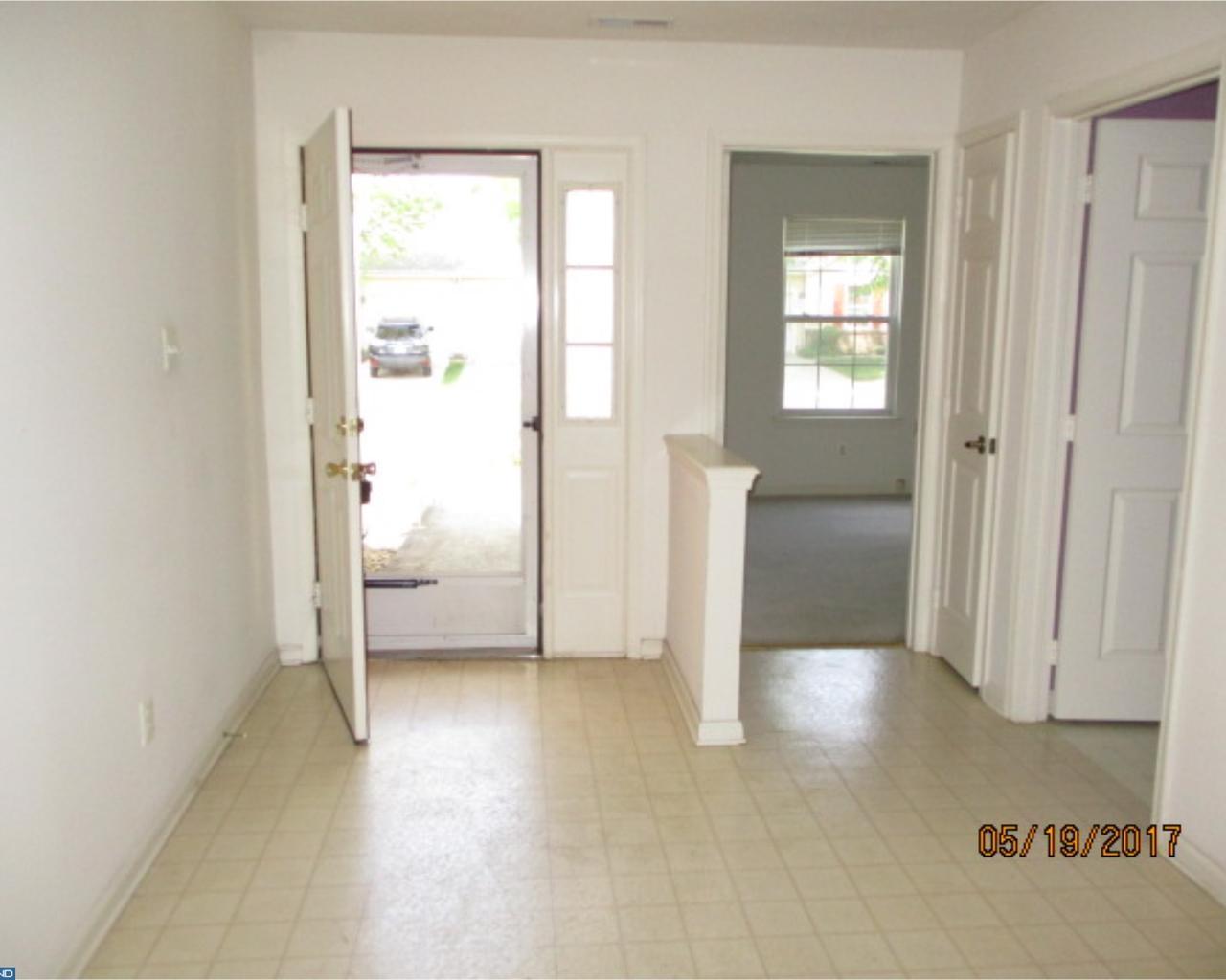 1 Avandale Ct