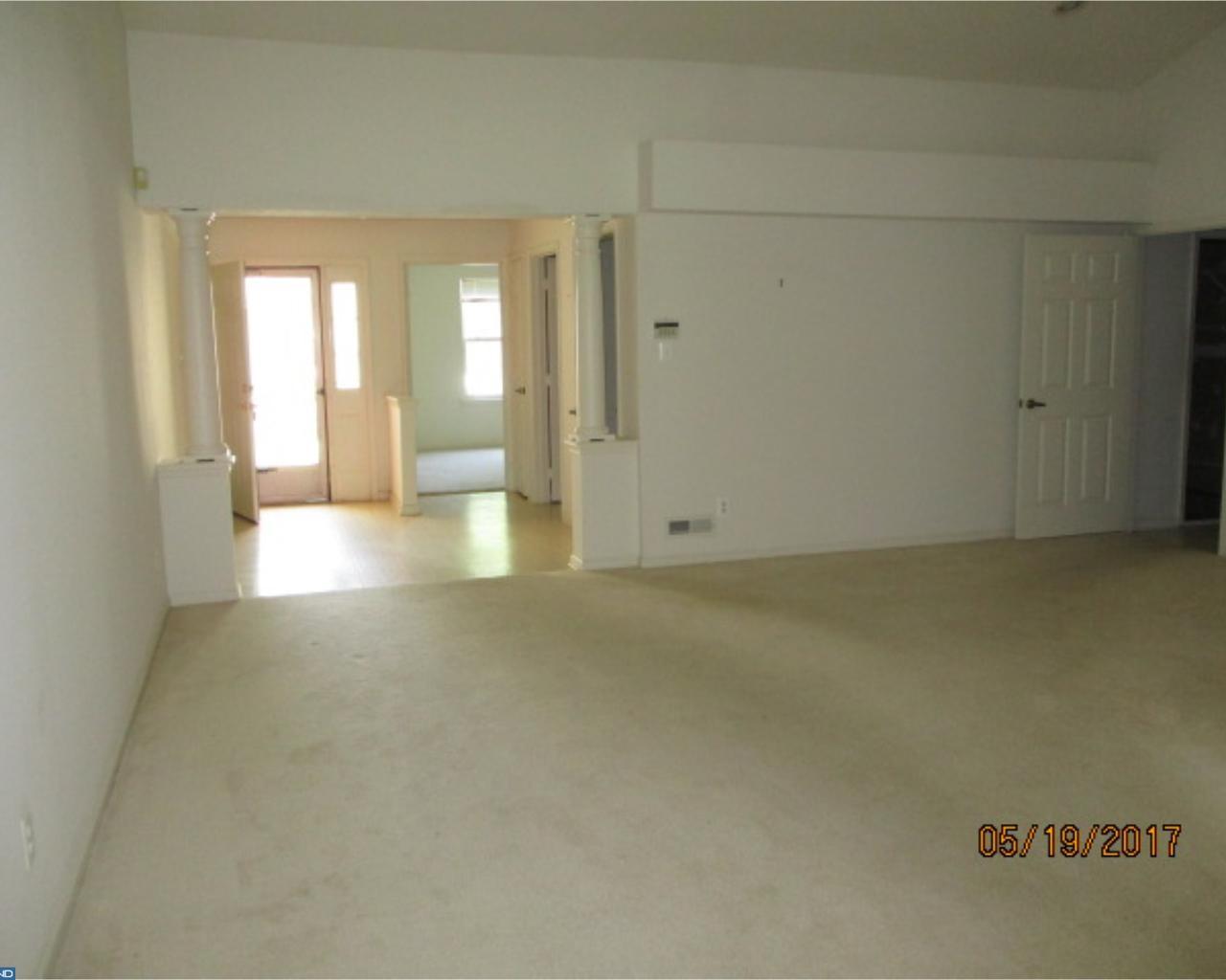 1 Avandale Ct