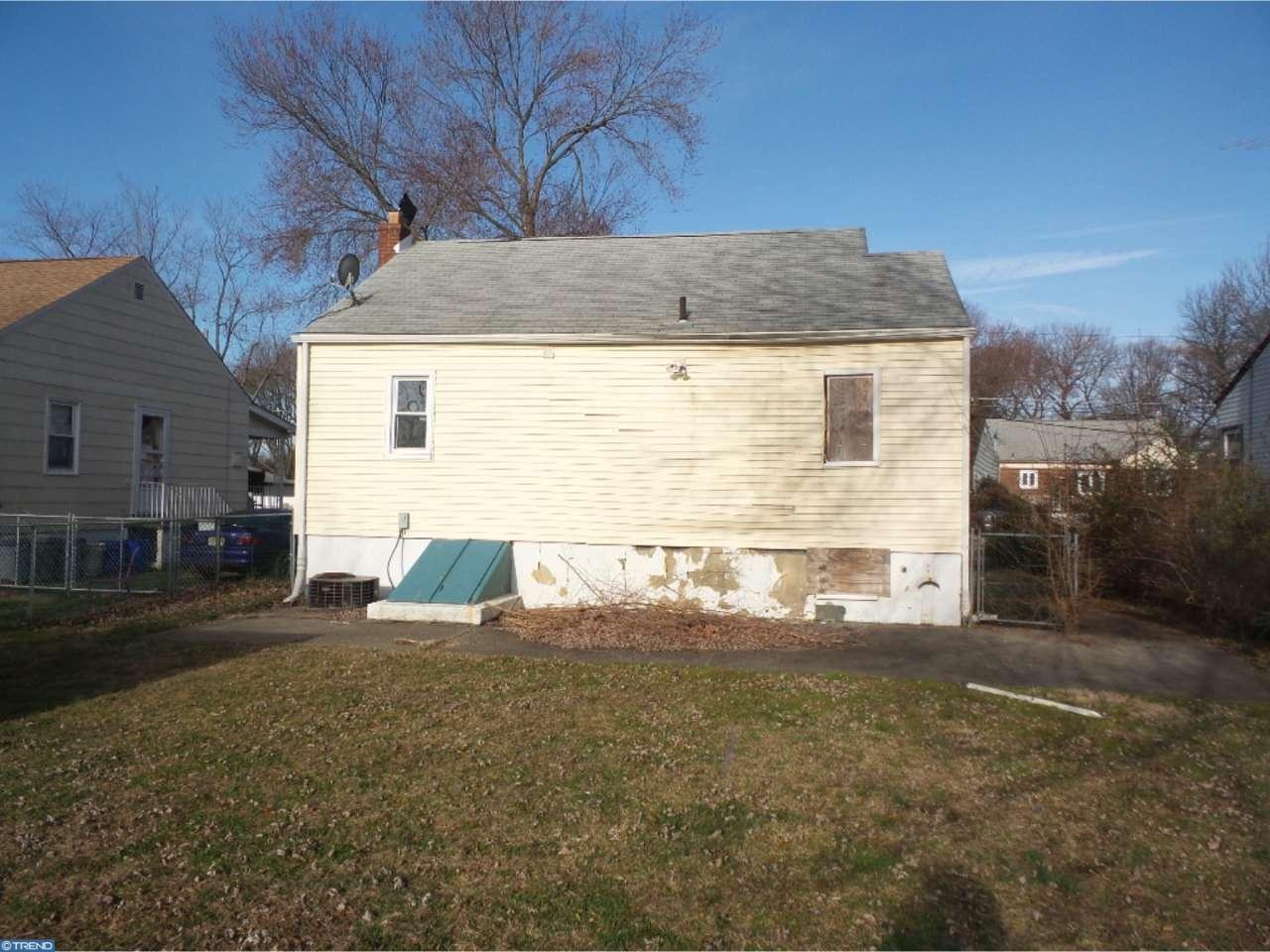 909 Koehler St