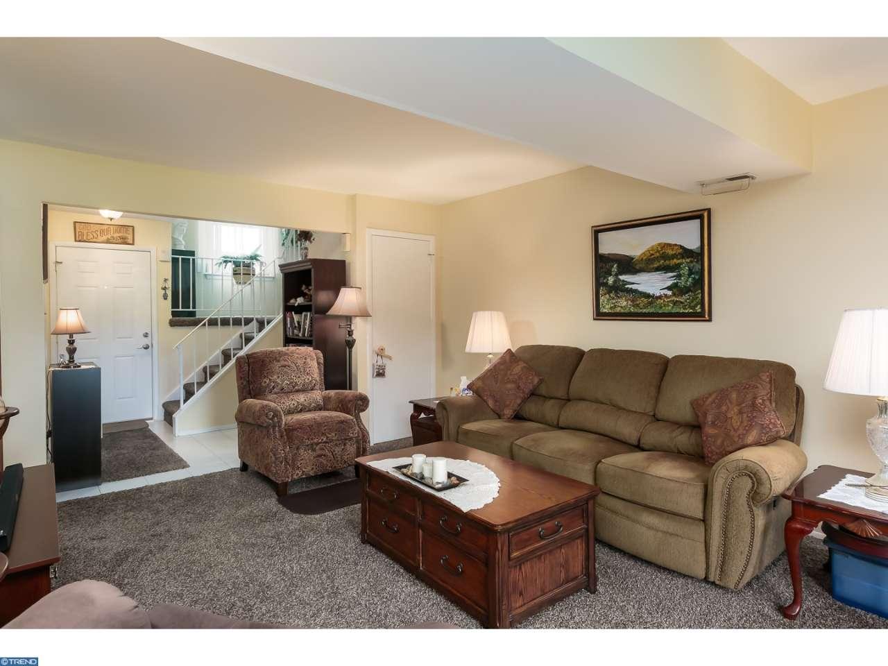 952 Woodlane Rd