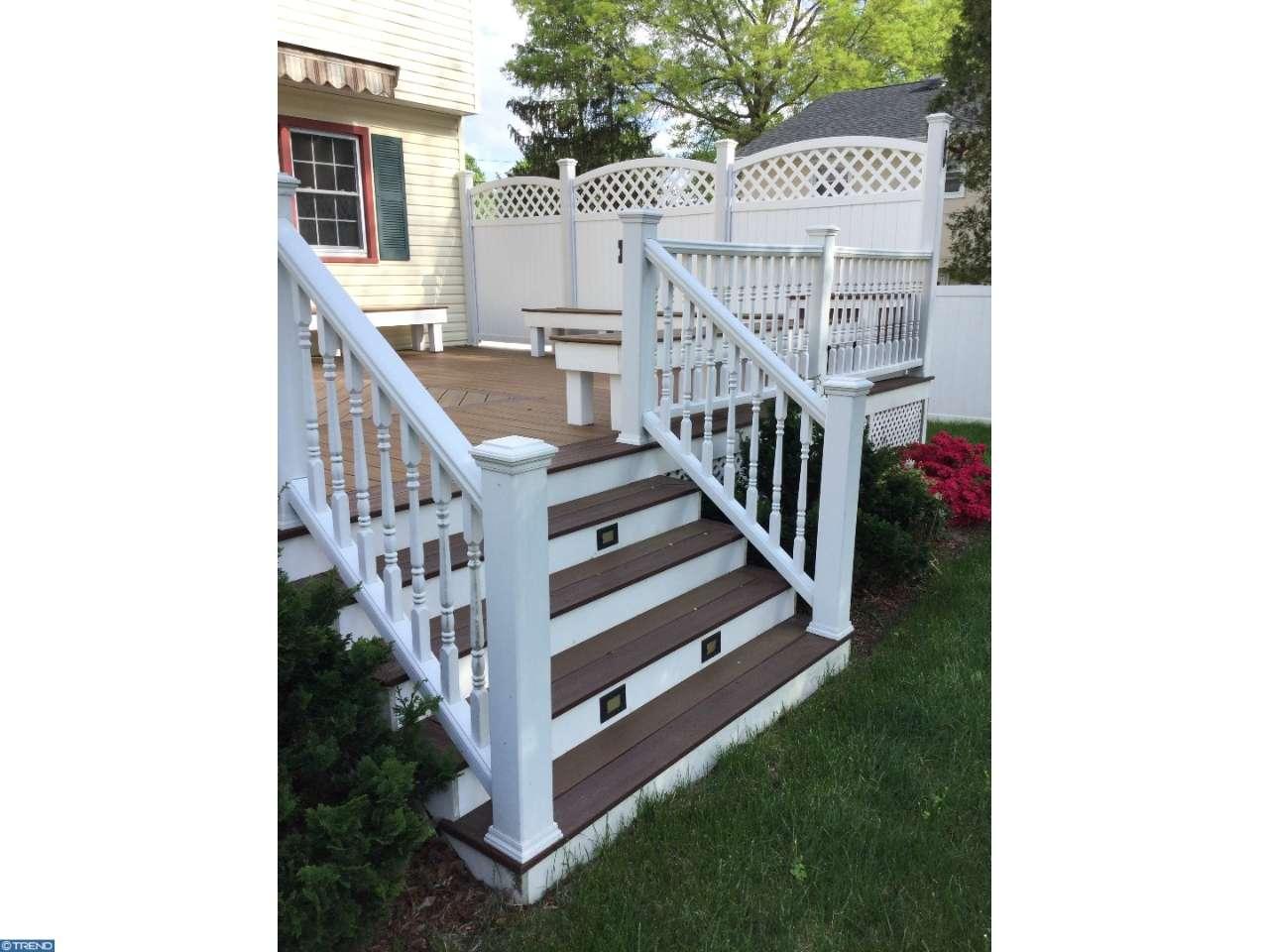 4 Newbury Ln