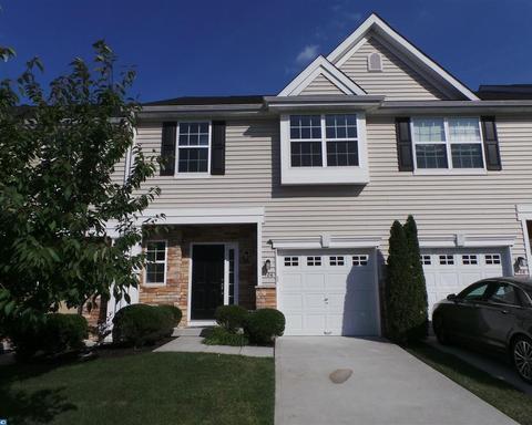 106 Eagleview Ter