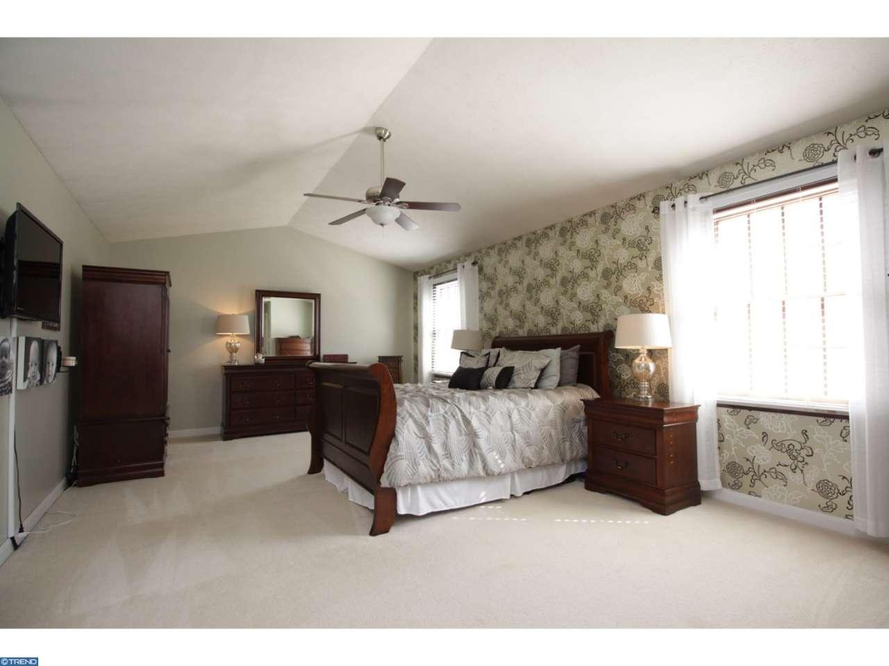3 Peachtree Ln