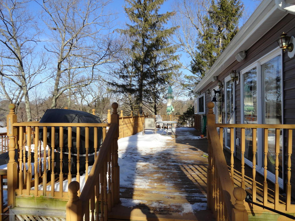27 Chamberlain Rd