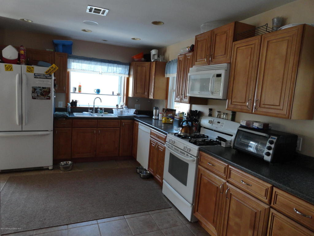 27 Chamberlain Rd