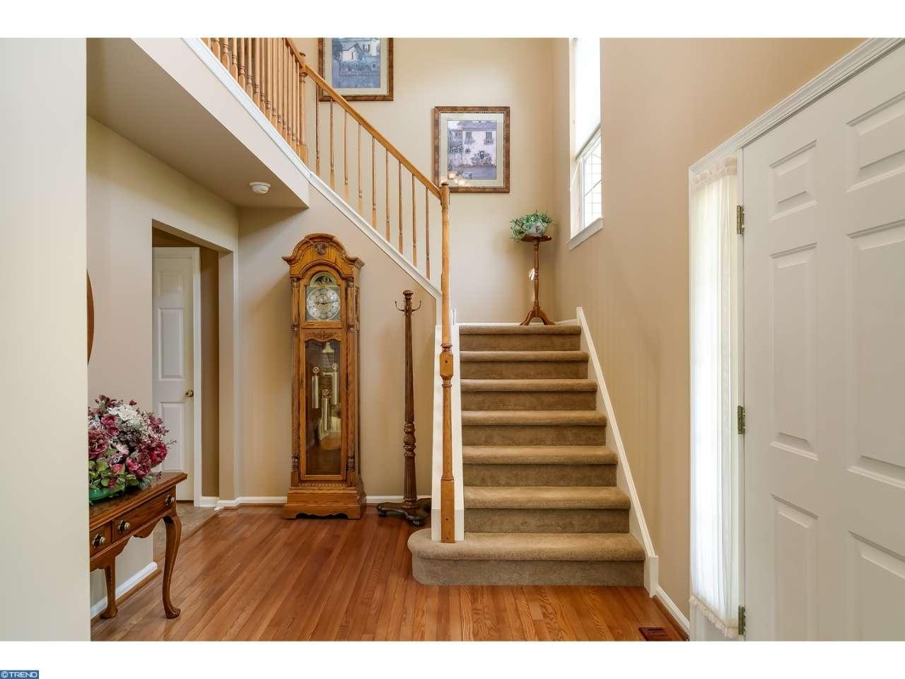 35 Maple Leaf Dr
