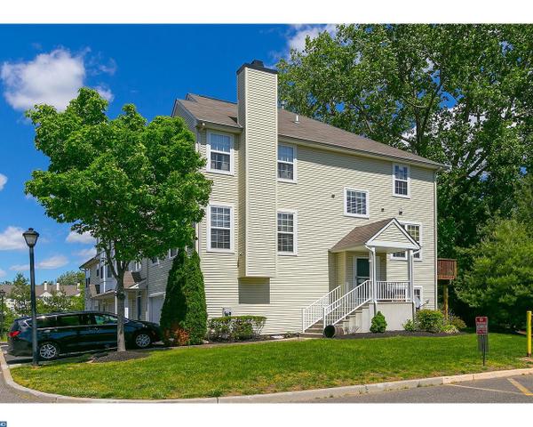 2001 Harbour Dr