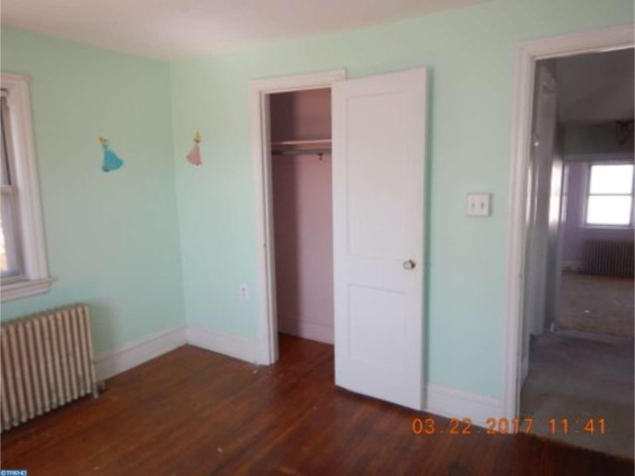 51 N School St
