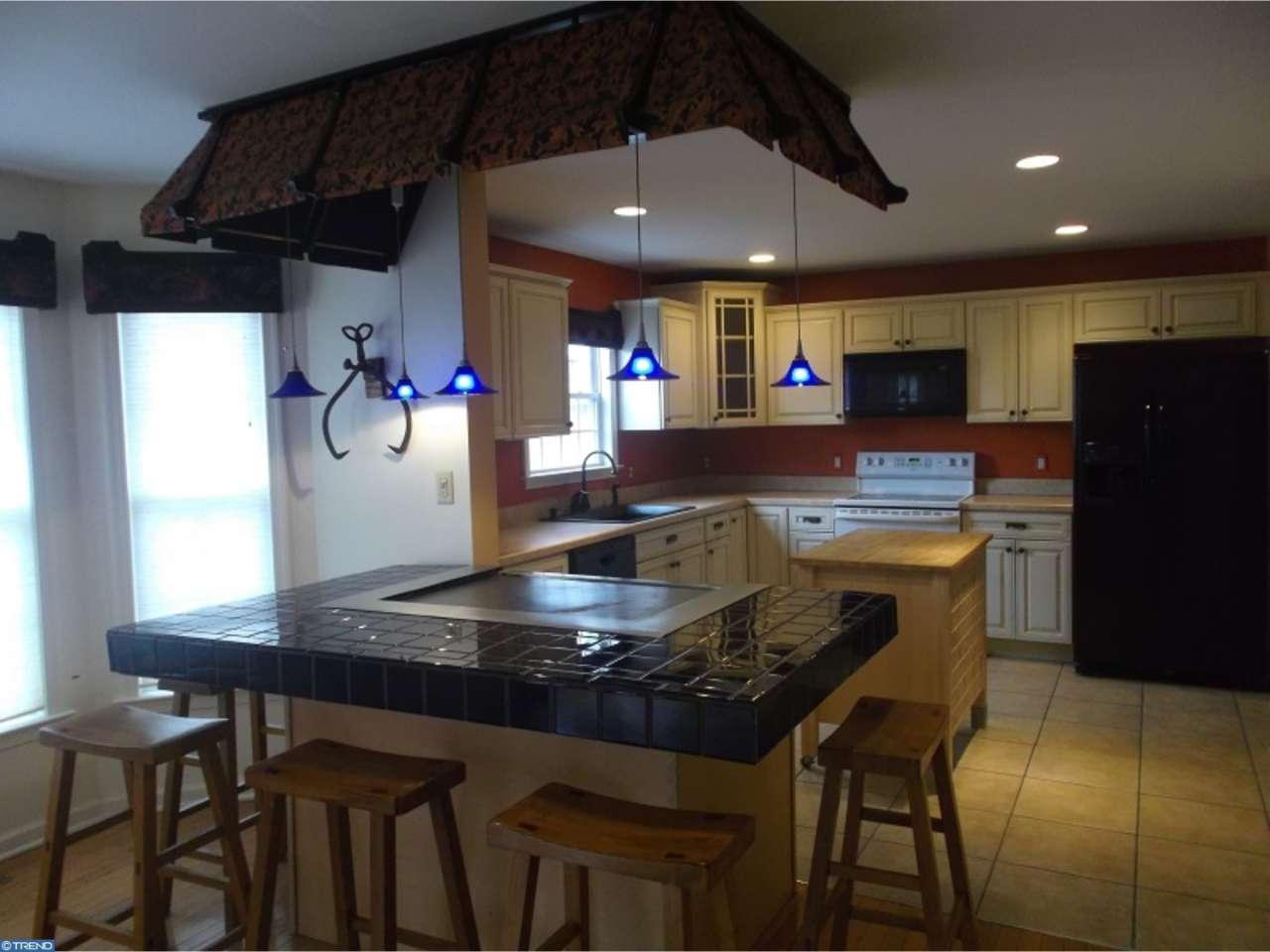11 Shenandoah Ln