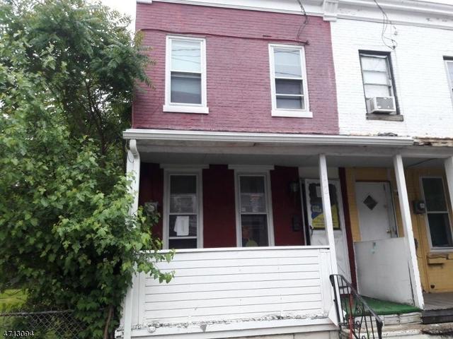 104 Hancock St