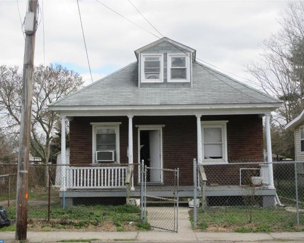 953 E 17th St