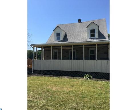 110 Lotus Ln