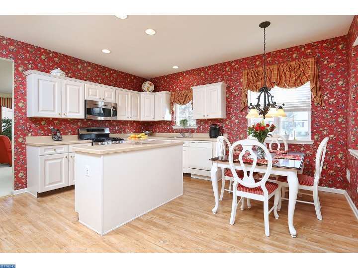 25 Pleasant Valley Dr