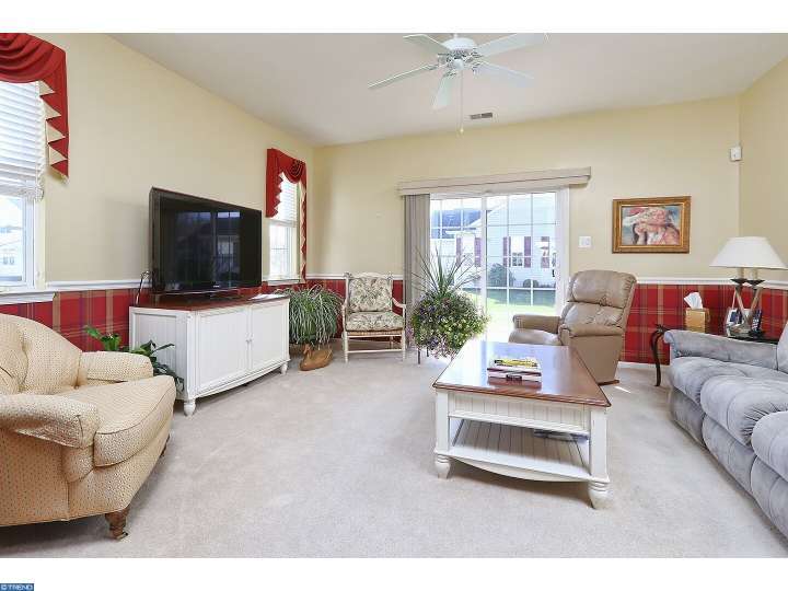 25 Pleasant Valley Dr