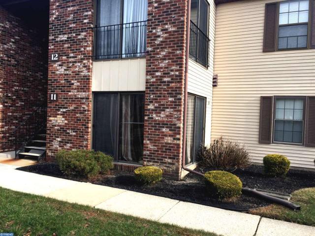 40 Eton Dr