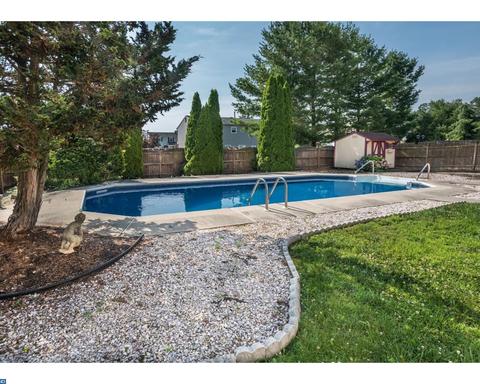 15 Brookside Dr