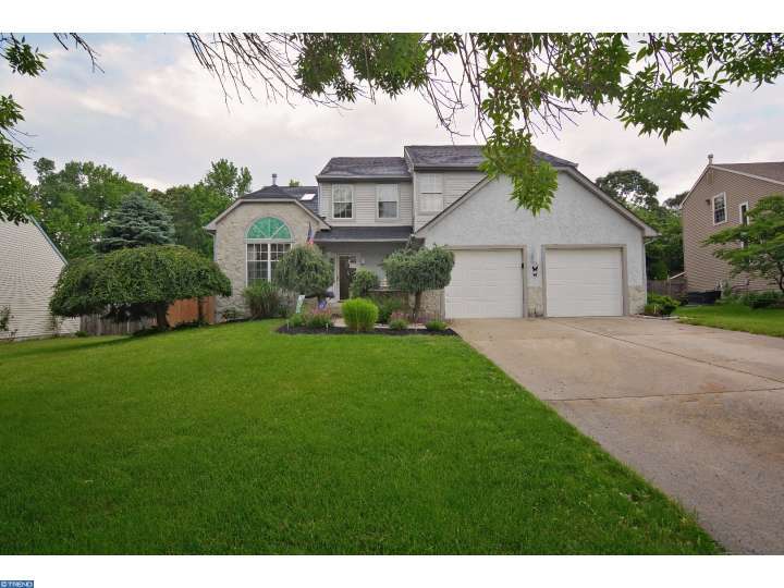 For Sale: 17 Saddlebrook Dr Sewell, NJ 08080