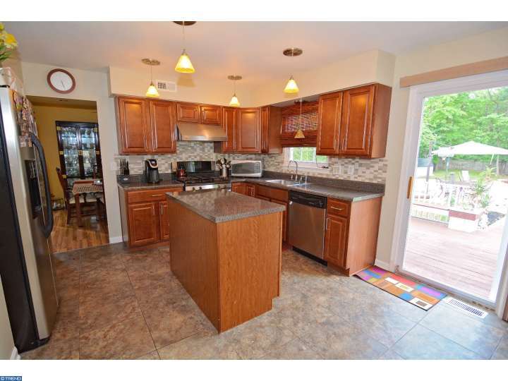 For Sale: 17 Saddlebrook Dr Sewell, NJ 08080