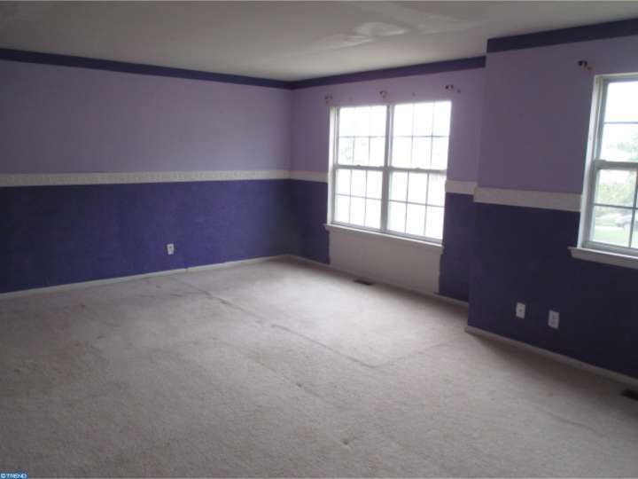 2 Spring Valley Dr