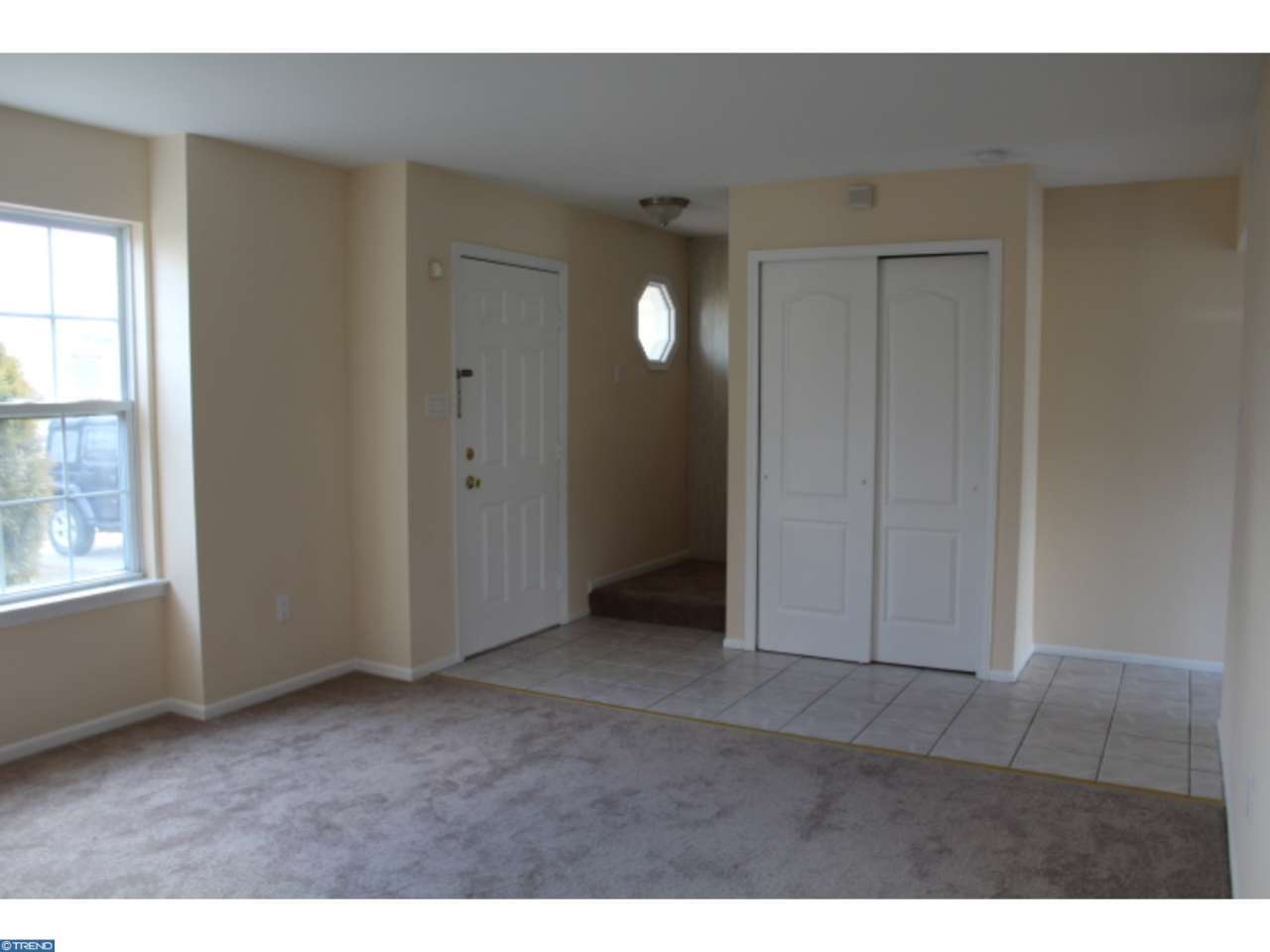 912 Burberry Ct