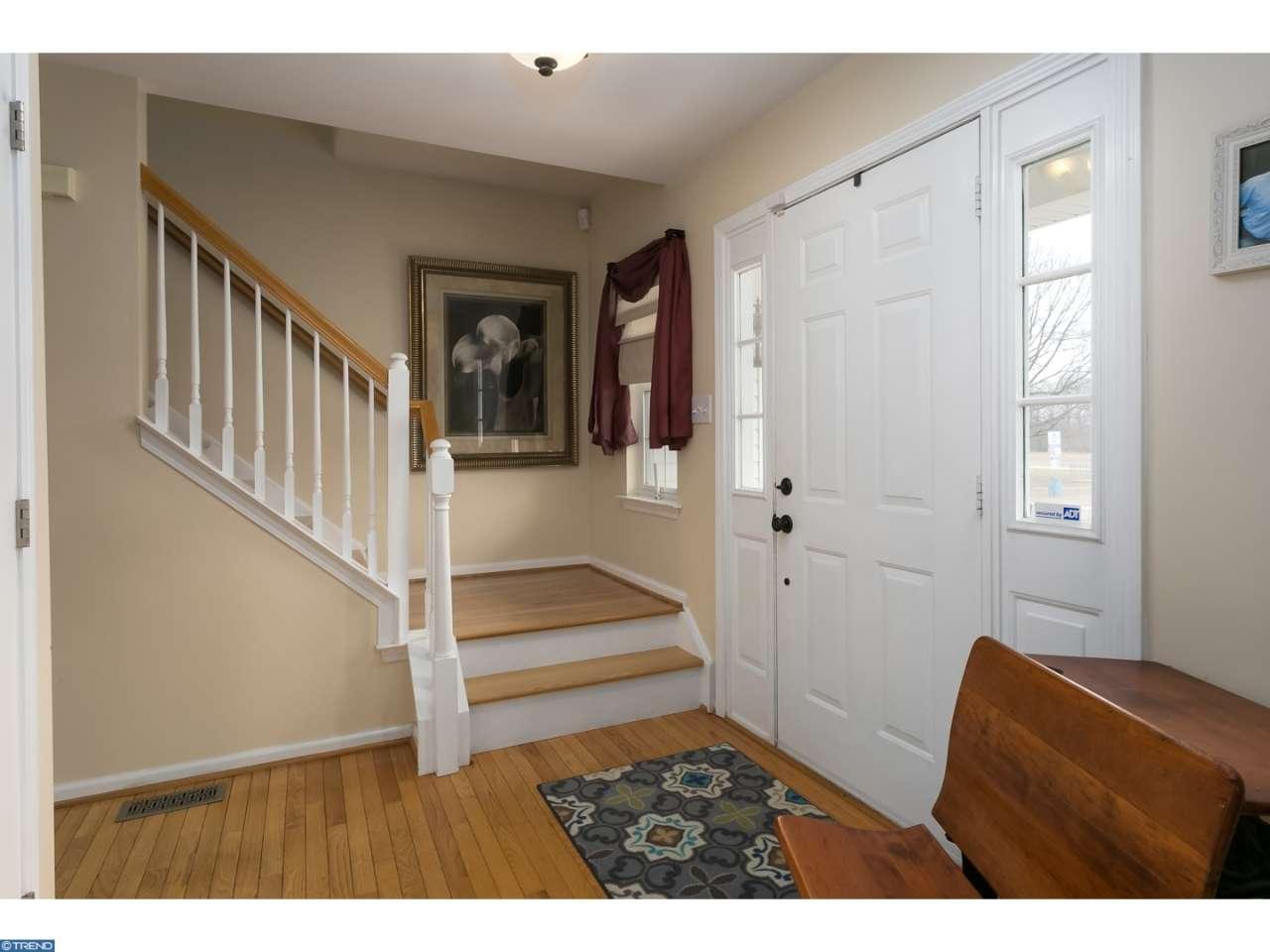 65 Easton Dr