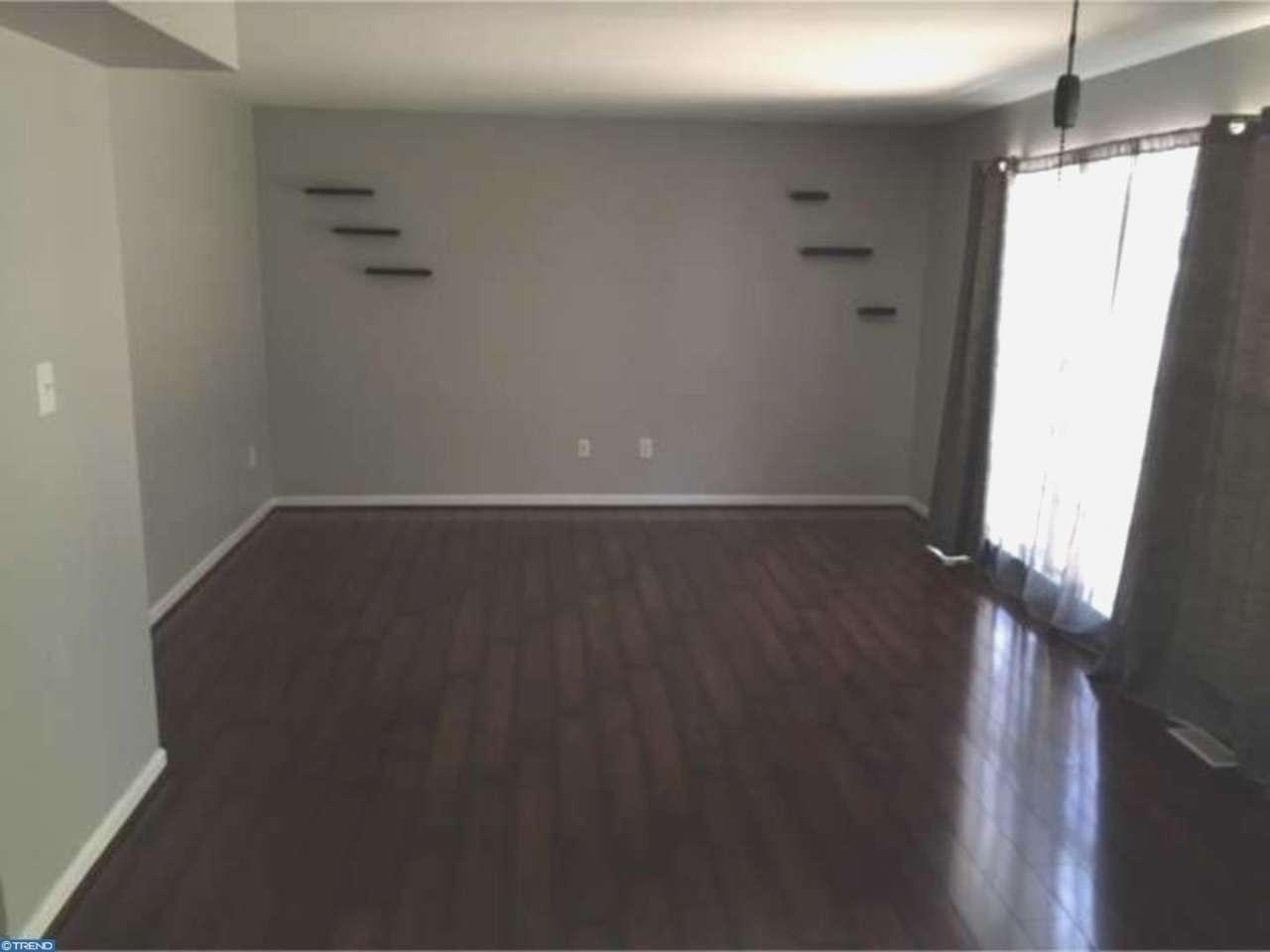14 Tailor Ln