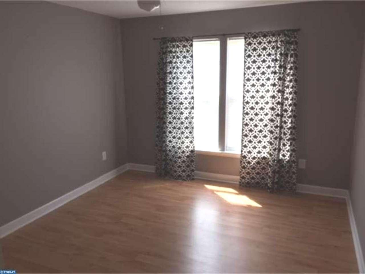 14 Tailor Ln