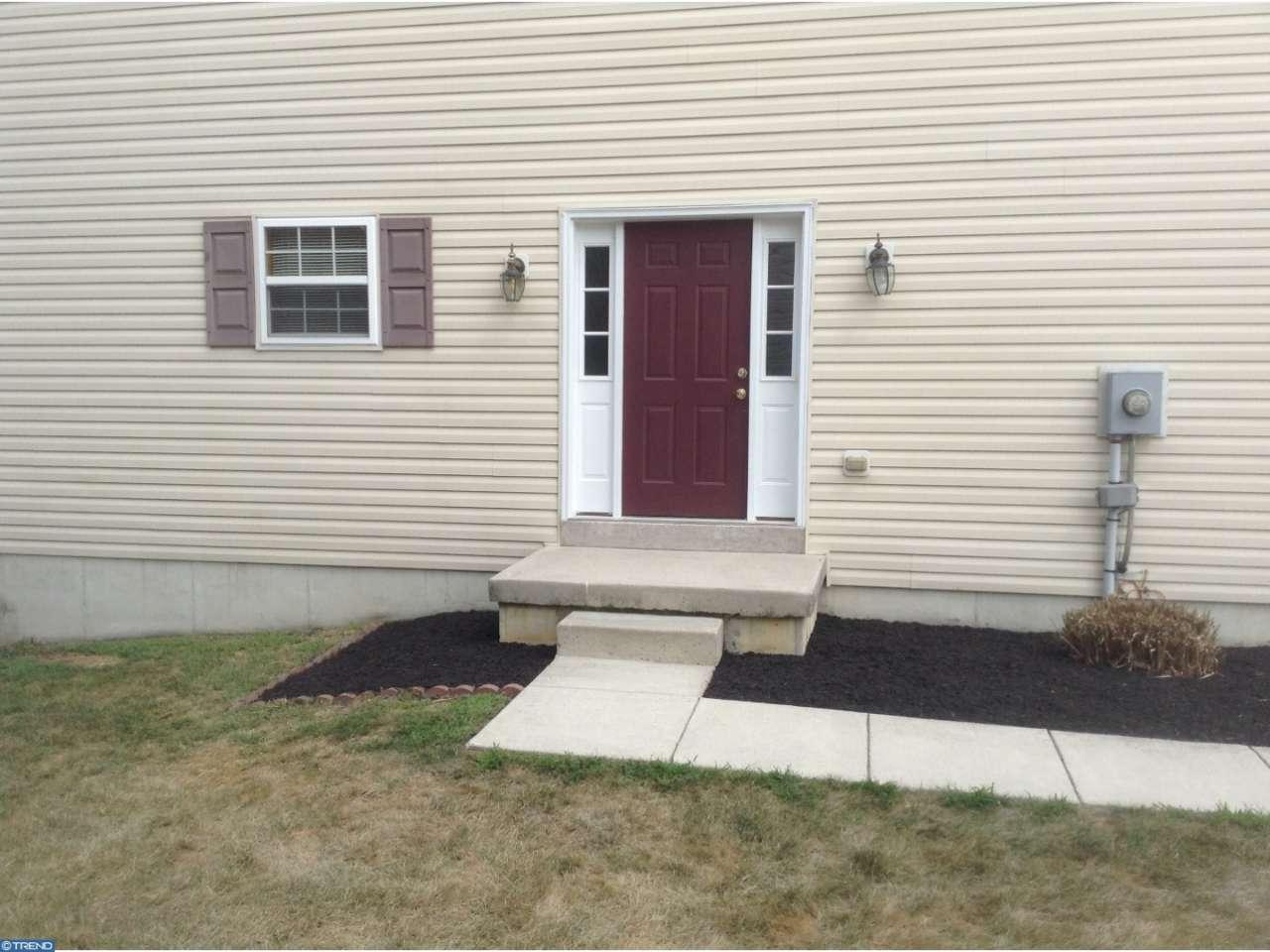 59 Coachlight Dr