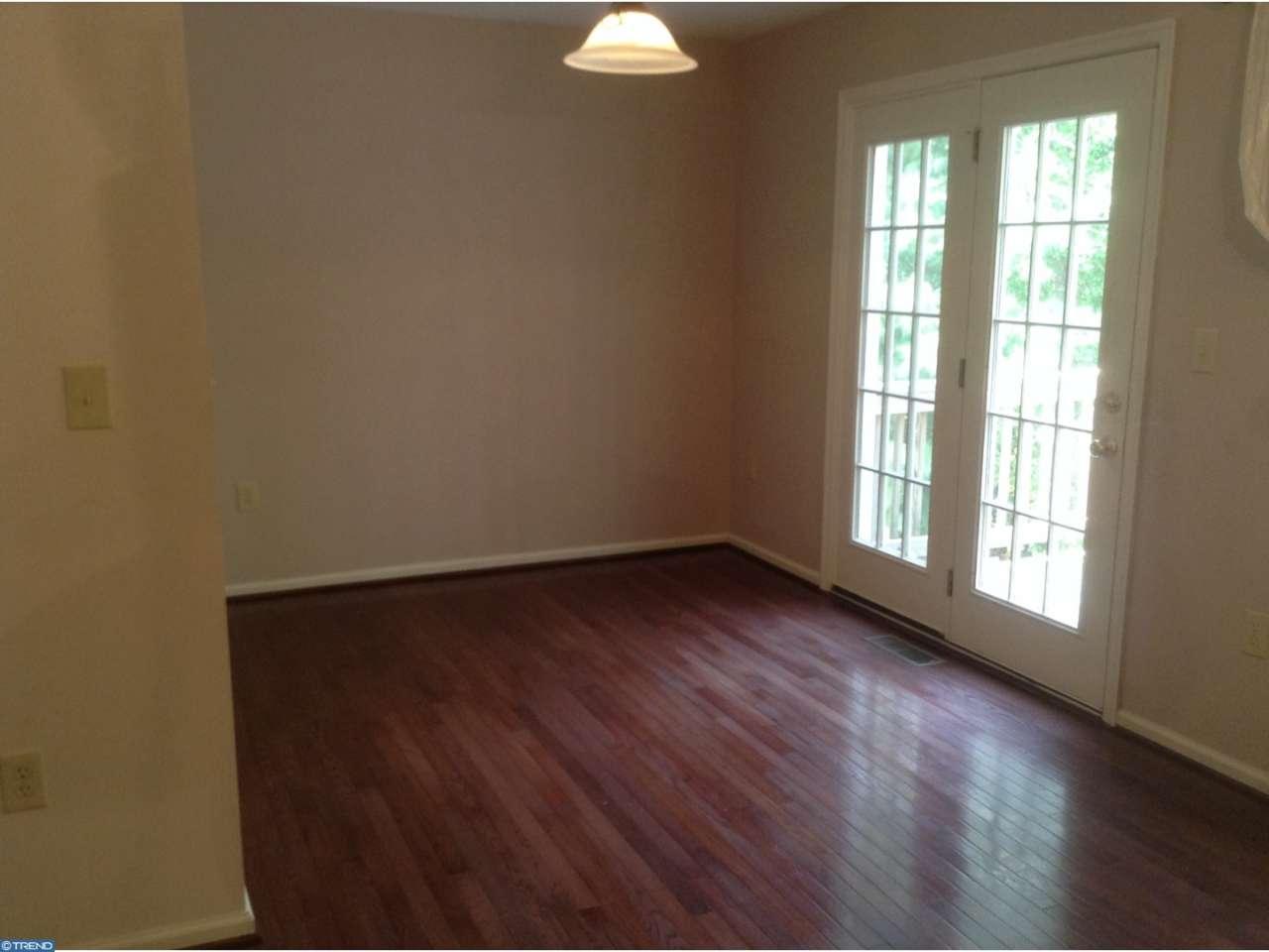 59 Coachlight Dr