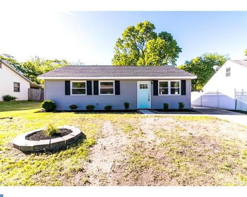 11 Dundalk Ln