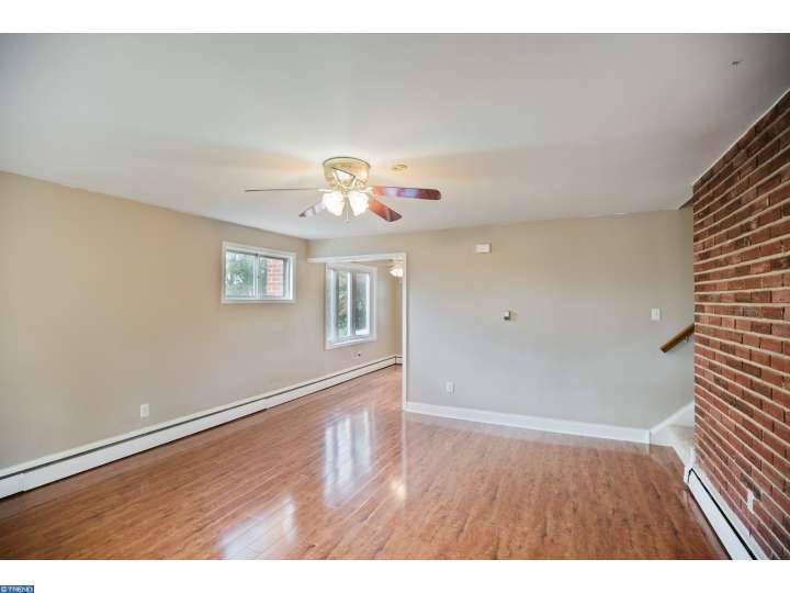 116 W Crestwood Ave