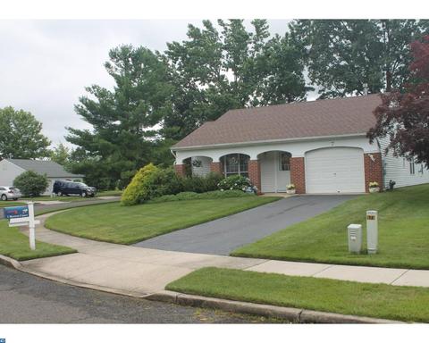 49 Holly Blvd
