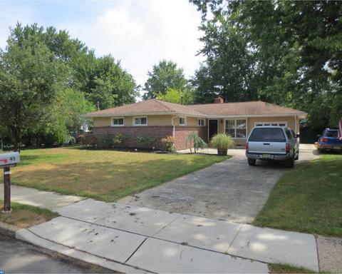 49 Holly Blvd