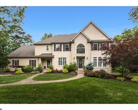 20 Fox Hill Dr