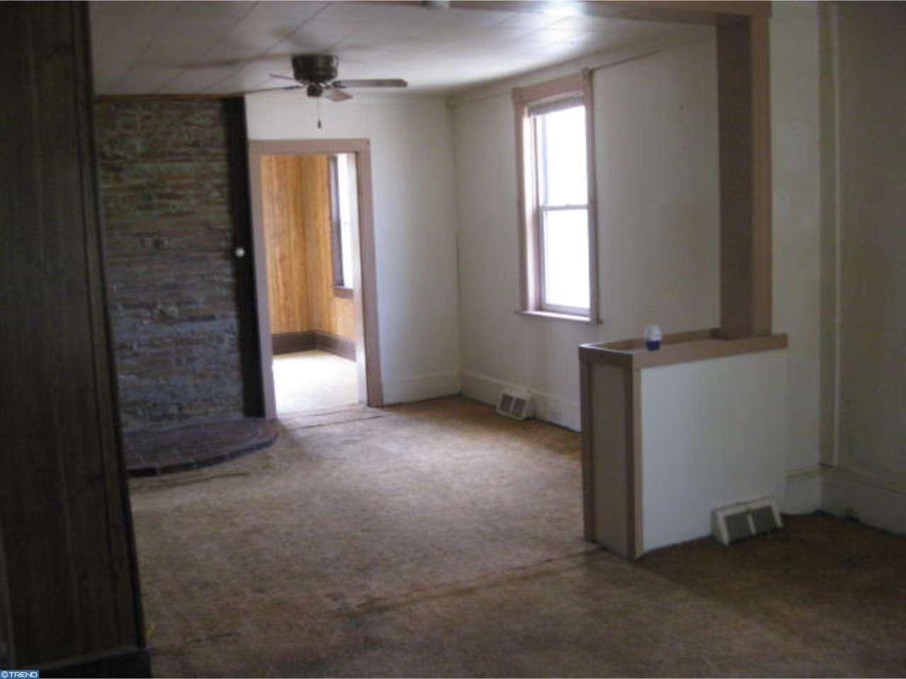 10 Roberts Ln