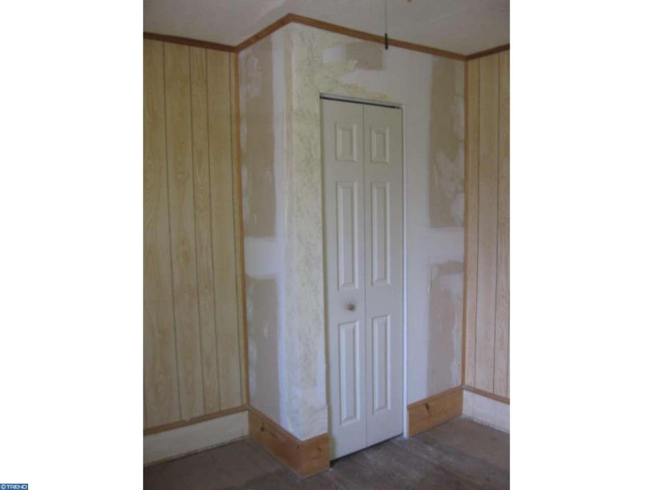 10 Roberts Ln