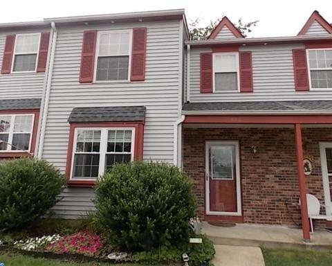 886 Dante Ct
