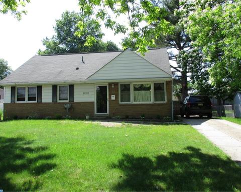 886 Dante Ct