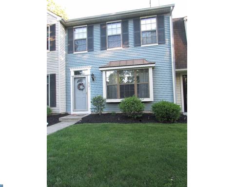 886 Dante Ct