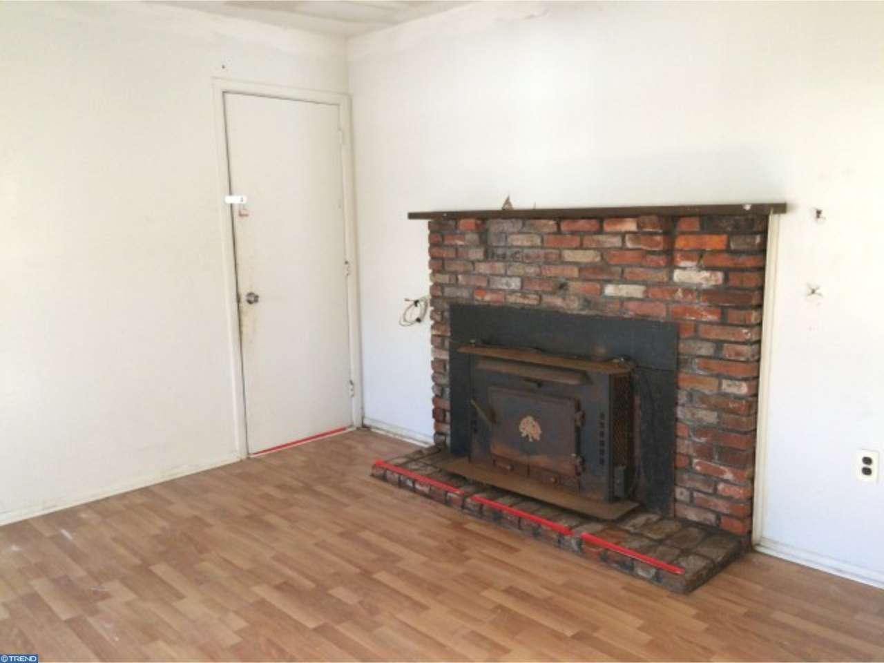 11 Vanderbilt Ct